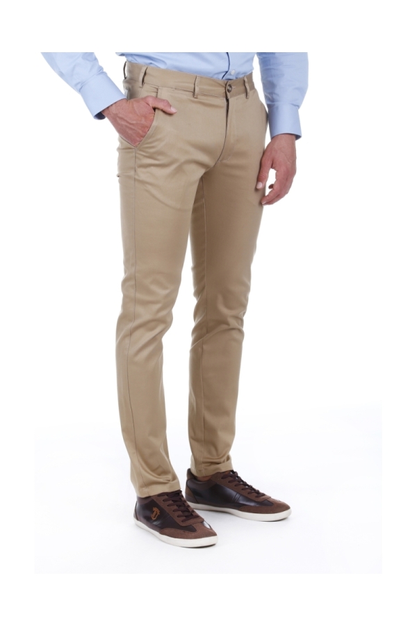 Pantalon Chino Hombre The Time Of Bocha PI1PCHINO Camel